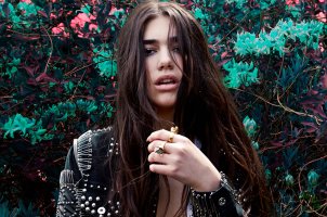 DuaLipa02pressphoto2016billboard1548