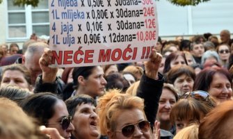 U subotu novi protest majki na mostu na Đurđevića Tari: Pozivaju žene sa sjevera da ih podrže