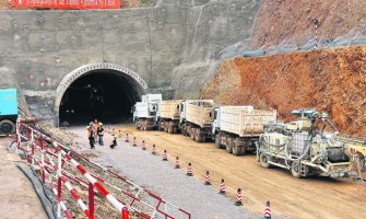 Poginuo Kinez u tunelu Preslo