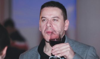 BRUTALNO!!! Pjevač Vlado Georgiev nokautiran a zatim zvjerski pretučen na koncertu u Antverpenu