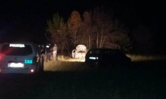 Rafalom na vlasnika diskoteke, policija pronašla zapaljen automobil