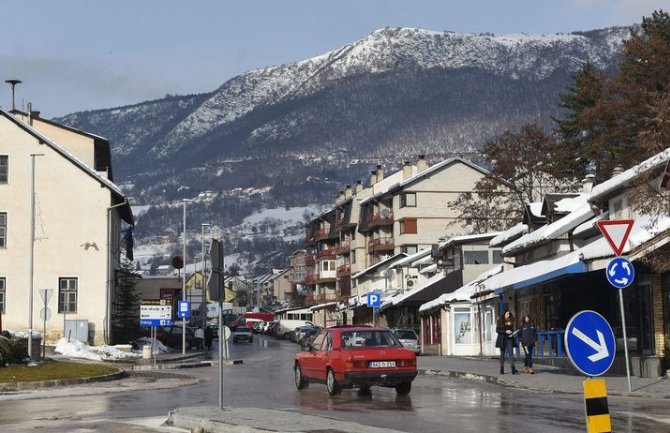 Dobrotvor iz Prozora svakog Božića plaća dugove za struju i vodu najsiromašnijih, a niko neće da otkrije ko je on