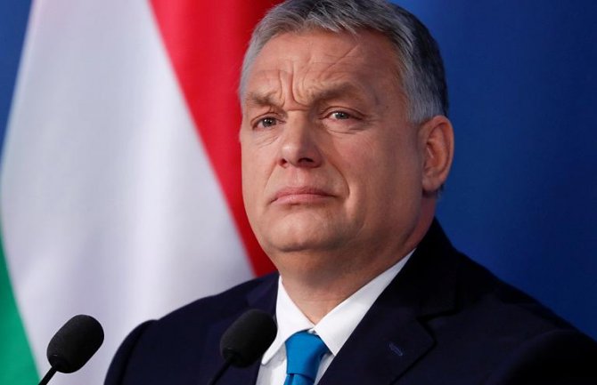 Evropski parlamentarci traže da se Orbanu oduzme pravo glasa