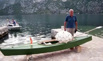 Čuvena “Gondola ljubavi” i ove godine na usluzi svim zaljubljenim parovima u Risnu