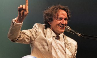 Bregović: Kad je Tito posle pet sekundi naše svirke zapušio uši, skinuli su nas sa bine