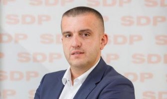 SDP: Smjena ili ostavka Hrapovića zbog najave odlaska ljekara