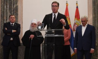 Vučić: Nisam ni kukavica ni plašljivac, nastavićemo da podržavamo narod u CG i RS