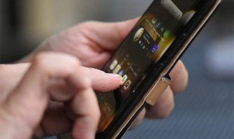 Nova EU pravila: Uskoro će se baterije na novim mobilnim telefonima morati moći zamijeniti