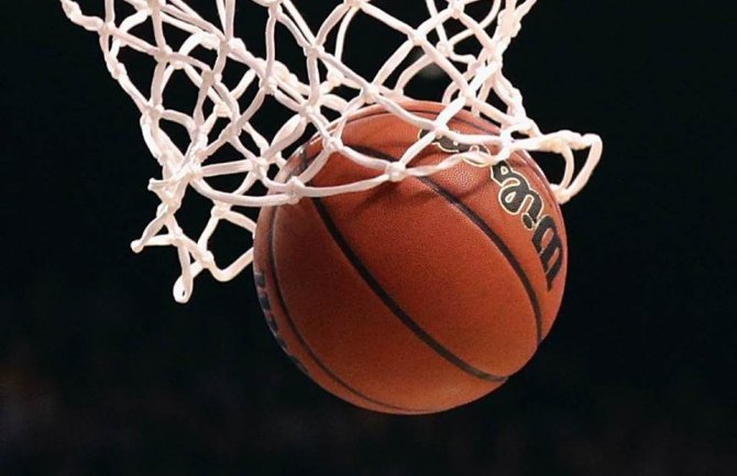 Crnogorske košarkašice namučile Srbiju, čeka se ishod duela Grčka - Italija
