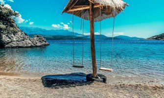 Velja Spila nova uređena plaža u Luštici Bay-u 