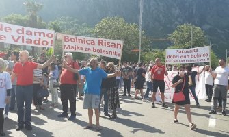 Protest u Risnu: Sačuvajte dobri duh bolnice koji bdi nad bolesnicima