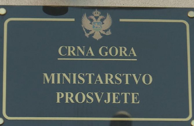 Ministarstvo prosvjete: Nastava nakon što policija pregleda škole