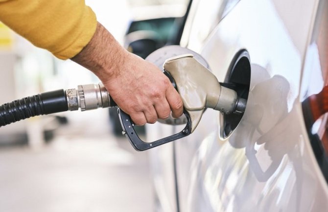 Ovo su nove cijene goriva: Skuplji benzin, jetiniji eurodizel