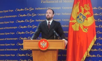 Nikolić: Imamo istorijsku obavezu da odbranimo antifašističko nasljedje