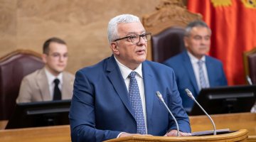 Mandić Vučeviću: Čestitam vam u svoje i u ime Skupštine Crne Gore, u meni imate iskrenu i bratsku podršku
