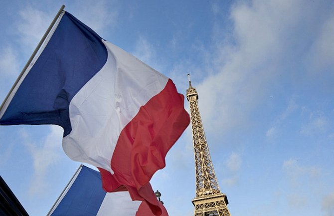 Pucnjava u blizini Pariza: Jedna osoba ubijena, nekoliko povrijeđenih