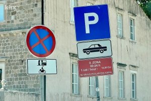 Astronomske cijene parkinga u Dubrovniku: Sat vremena košta 10 eura, dnevna karta 200 eura