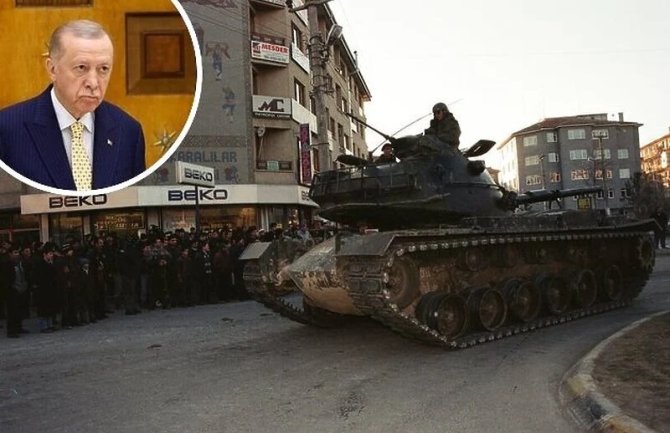 Erdogan pomilovao generale koji su vojnim udarom srušili proislamsku vlast 90-ih godina