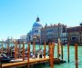 U Veneciji od danas ograničen broj turističkih grupa i zabranjen razglas