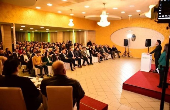 Poslanik predložio Saboru: One koji su glasali za Rezoluciju o Jasenovcu proglasiti nepoželjnim u Hrvatskoj