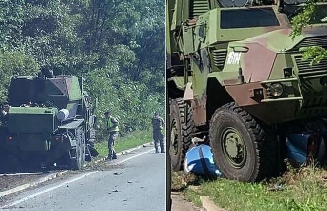 Stravičan sudar automobila i vojnog vozila u Srbiji, poginule dvije osobe