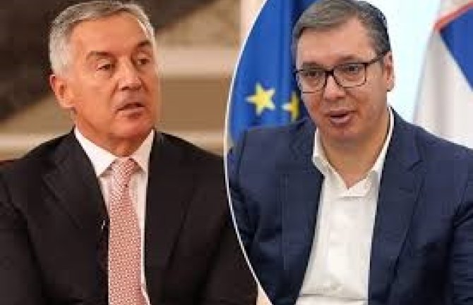 VUČIĆ PRIZEMLJEN Đukanović: Šta i da sam pjevao jači smo od Srbije, je li to mržnja?