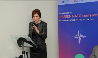 Poruka NATO-a „znači da smo dobili penal, koji treba da pucamo na maltene prazan gol, bez golmana“