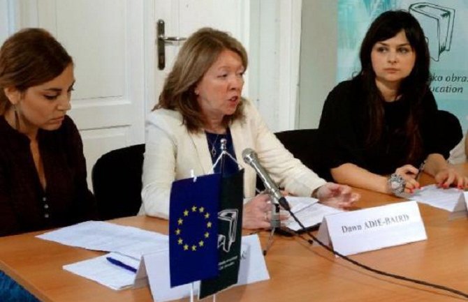 Potpisani ugovori sa devet organizacija u okviru projekta Ubrzaj ljudska prava!