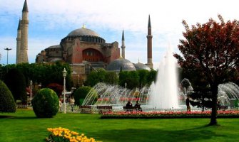 Kuran čitan u Aja Sofiji nakon 85 godina