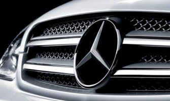 Mercedes ne uvodi sankcije Rusiji