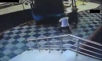 Da li je ovo najstrašnija nesreća ikada, jedna osoba je ubijena, a tri ranjene ? (VIDEO)