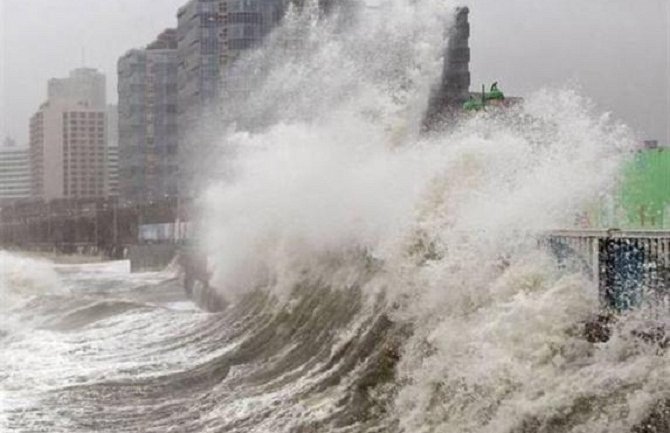 Tajfun Čan-Hom briše po istočnoj Kini