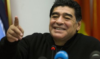 Teški dani za Maradonu, vještačka koljena jedino rješenje!