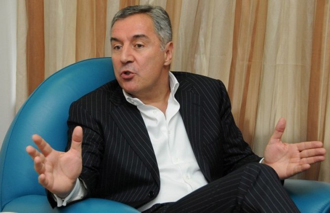 Đukanović: Uniprom će doprinijeti očuvanju aluminijumske industrije