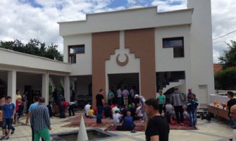 Mještanima bjelopoljskog naselja Nedakusi smeta ezan koji traje po par minuta