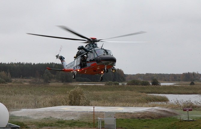 Pao helikopter, pet osoba stradalo