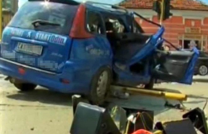 Stravičan udes u centru Čačka, žena teško povrijeđena!