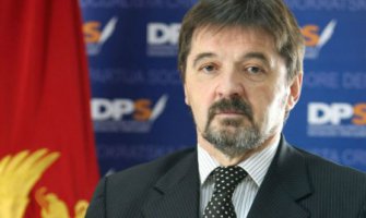 Vuković: Zloupotrebom parlamentarnih prava jurišaju na institucije i državu