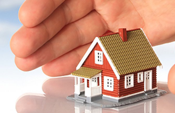 Crnogorci više osiguravaju imovinu nego sebe