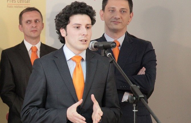 Abazović: Inicijativa za smjenu Pajovića opravdana