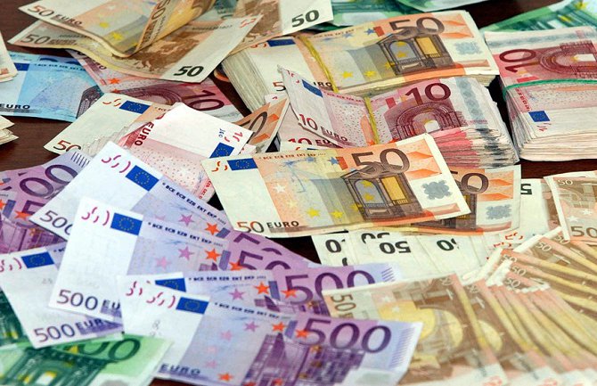 Vlada: Kredit od 50 miliona eura za upravljanje industrijskim otpadom