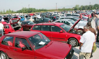 Svako drugo vozilo staro više od 14 godina