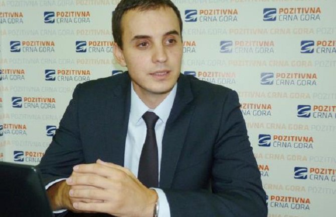 Konatar: SDP nema hrabrosti da izađe iz zagrljaja DPS-a