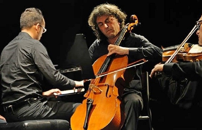 Preminuo violončelista Igor Perazić (VIDEO)