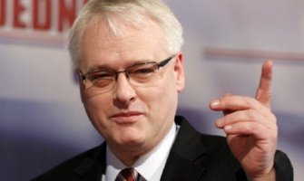 Josipović i Kitarović u drugi krug