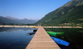 SNP poziva nadležne organe da zaštite Plavsko jezero