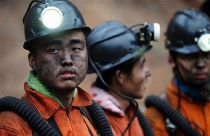 Kina: Ispod zemlje blokirana 23 rudara