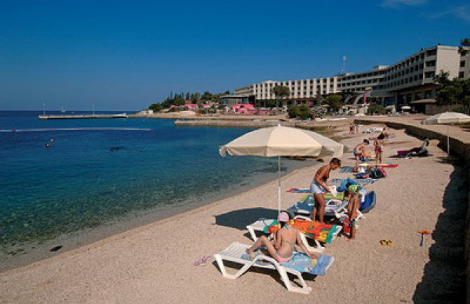 Njemac snimao golu djecu na plaži u Rovinju