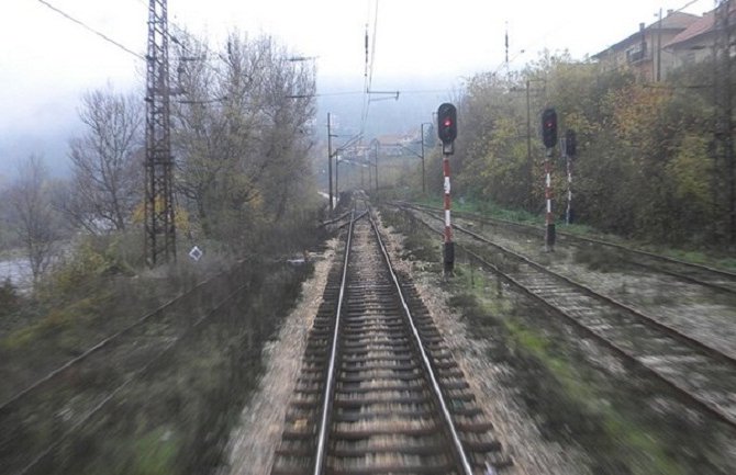 Voz usmrtio dvije djevojčice