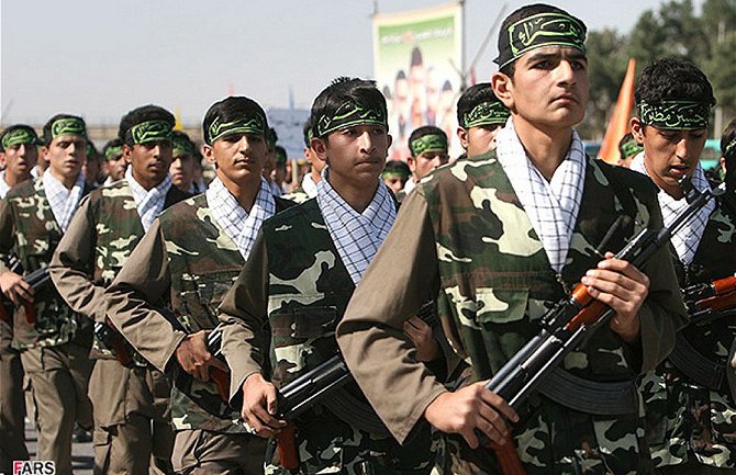 Iran: Ukinite nam sankcije i krećemo na ISIL